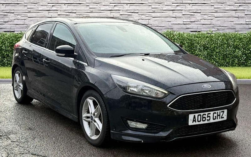 Black Used 2016 Ford Focus Zetec Hatchback | £4,200 (Fair price) - Image 1/4