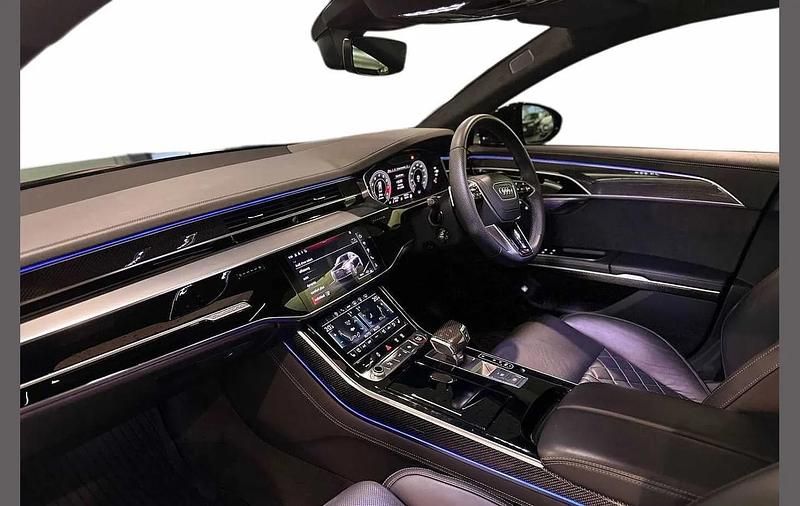 Used Audi S8 Advanced 571 HP (419 kW) 2024 Black Sedan
