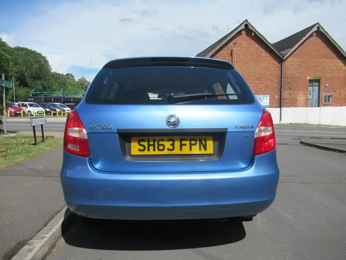 Used Skoda Fabia SE 2013 Blue Estate