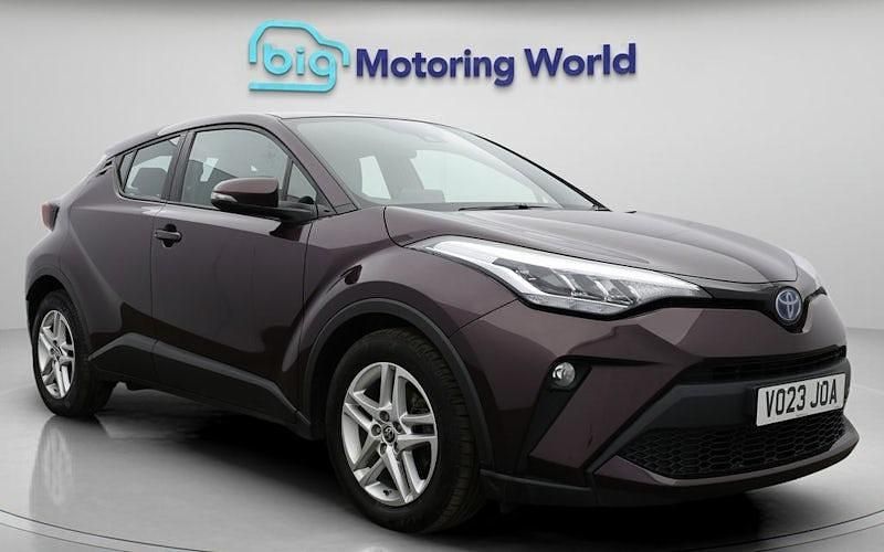 Used Toyota C-HR 122 HP (89 kW) 2023 SUV