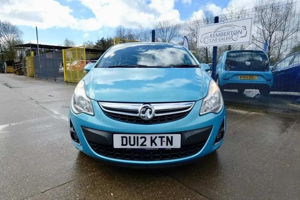 Used Vauxhall Corsa Active 85 HP (62 kW) 2012 Blue Hatchback