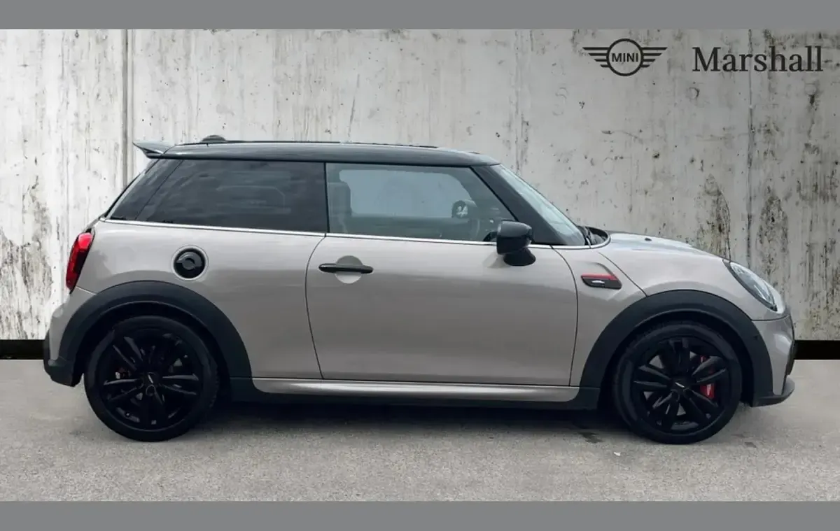 Used Mini John Cooper Works Premium Plus 231 HP (169 kW) 2023 Rooftop grey Hatchback
