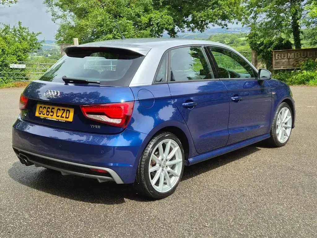 Used Audi A1 Sportback S-Line 125 HP (91 kW) 2016 Blue Hatchback