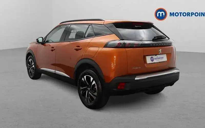 Used Peugeot 2008 Allure+ 101 HP (74 kW) 2023 Orange SUV
