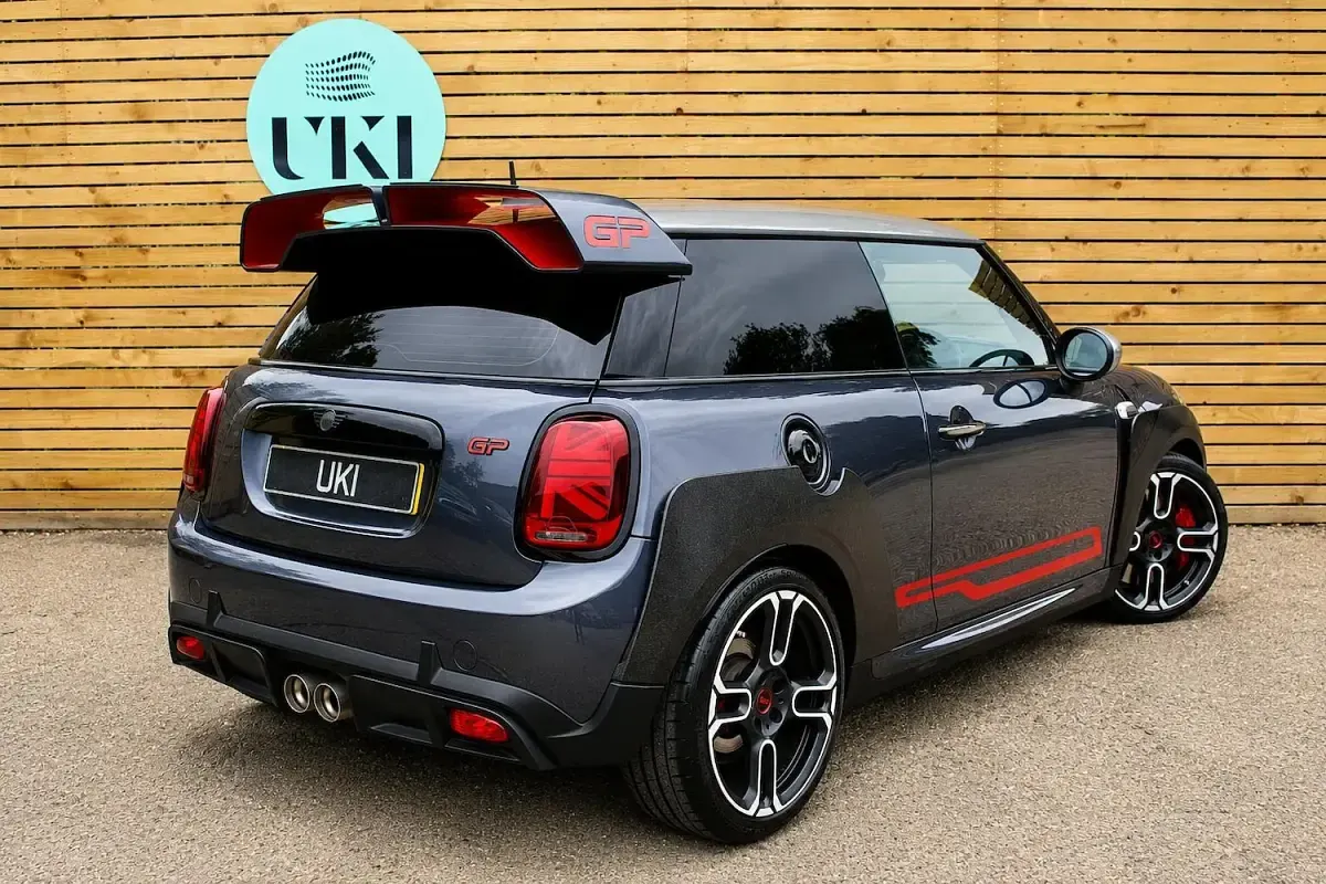 Used Mini John Cooper Works Hatch 306 HP (225 kW) 2020 Grey Hatchback