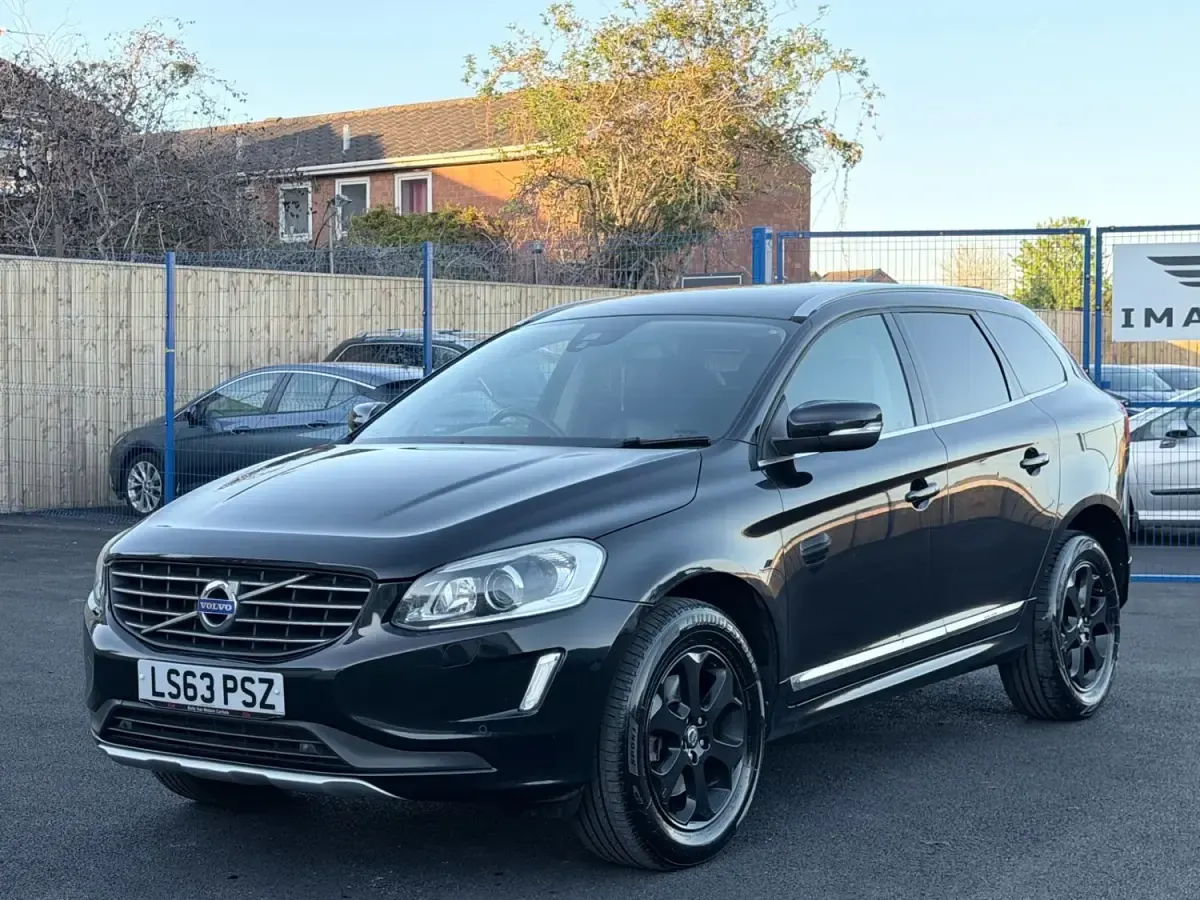 Second-hand Volvo XC60 SE Lux 2013 Negru SUV