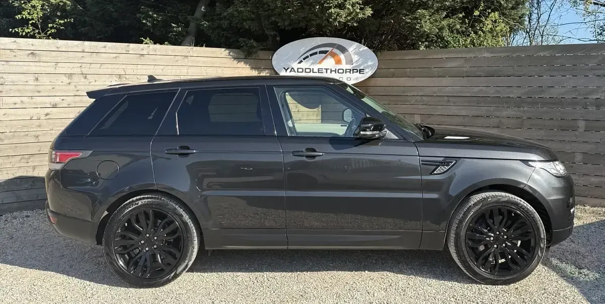 Used Land Rover Range Rover HSE Dynamic 275 HP (202 kW) 2014 Grey SUV