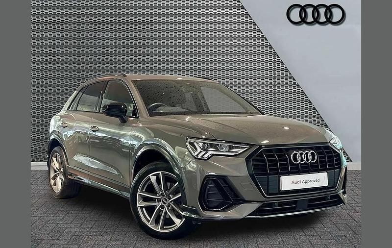 Used Audi Q3 Black Edition 150 HP (110 kW) 2022 Grey SUV