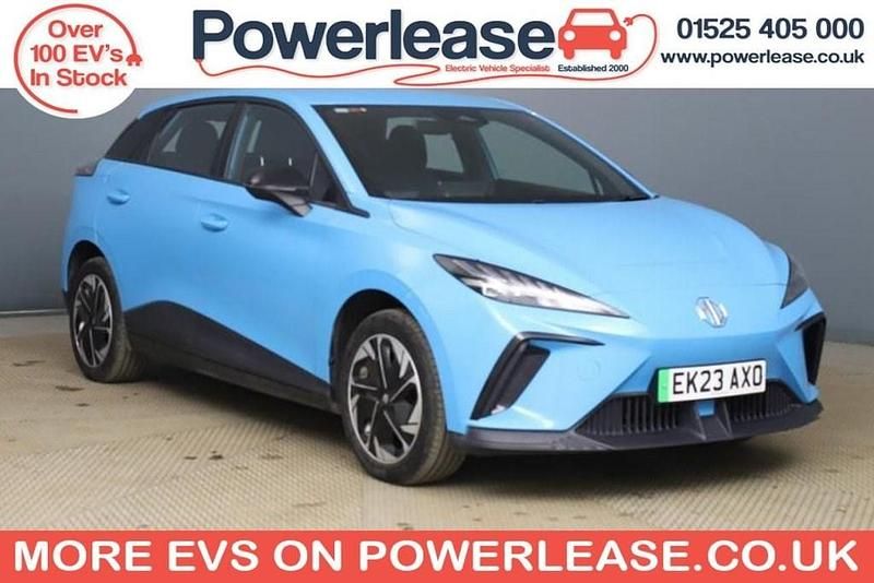 Used MG MG4 EV SE 2023 Blue Hatchback
