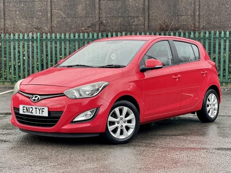 Used Hyundai i20 Active 2012 Red Hatchback