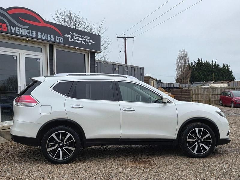 Used Nissan X-Trail Tekna 130 HP (95 kW) 2016 White SUV