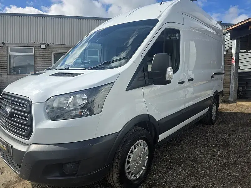 Used Ford Transit 130 HP (95 kW) 2018 White Van