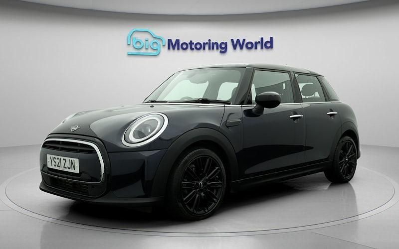 Used Mini Cooper Exclusive 136 HP (100 kW) 2021 Blue/black Hatchback