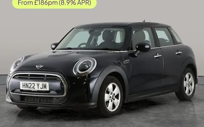 Used Mini Cooper Classic 136 HP (100 kW) 2022 Hatchback