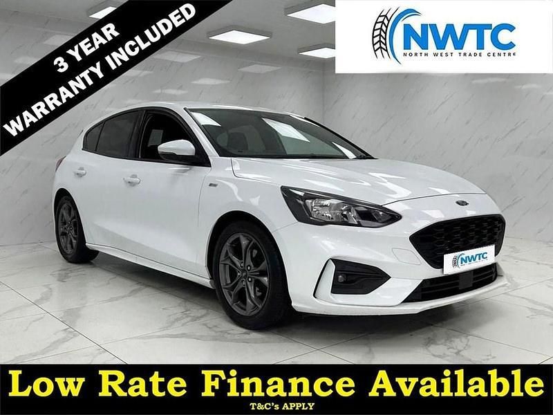 White Used 2019 Ford Focus ST-Line Hatchback | £9,095 (Fair price) - Image 1/4