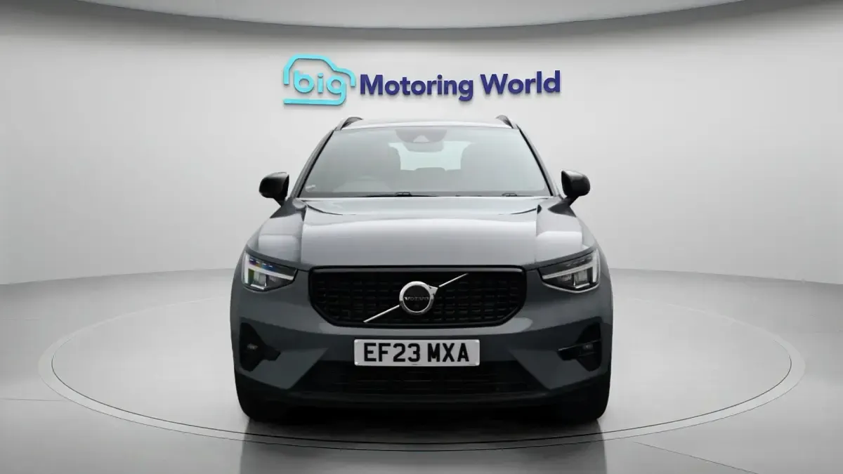 Used Volvo XC40 Plus 208 HP (152 kW) 2023 SUV