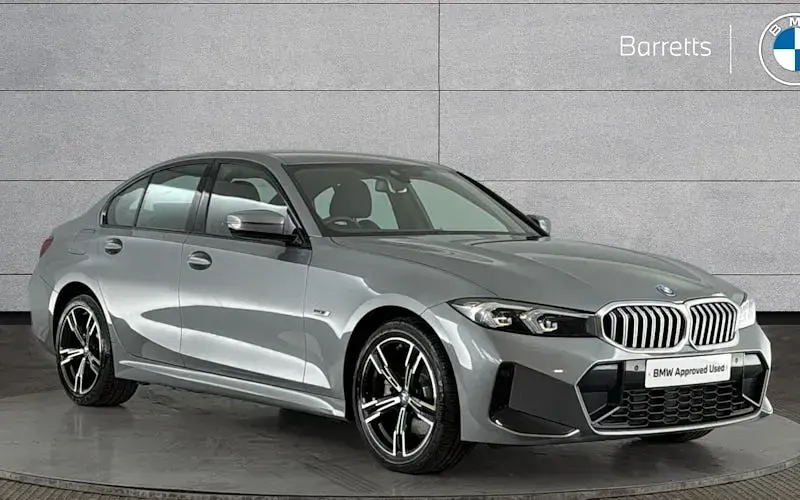 Usado BMW 330e M Sport 292 HP (214 kW) 2024 Sedan