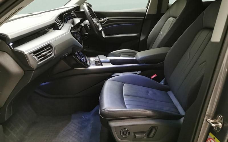 Used Audi e-tron Comfort 230 kW (313 HP) 2022 SUV