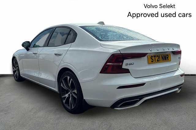 Used Volvo S60 R-Design 247 HP (181 kW) 2021 Sedan