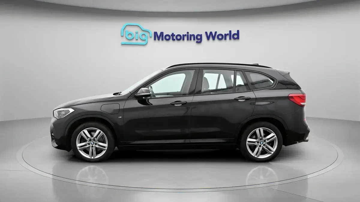 Usado BMW X1 M Sport 221 CV (162 kW) 2021 Negro SUV