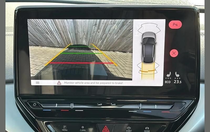 Blue Used 2023 VW ID.4 Pro SUV | £28,599 (Expensive) - Image 1/4