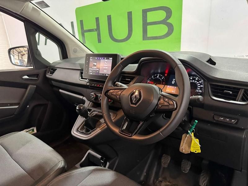 Used Renault Kangoo 2024 White MPV