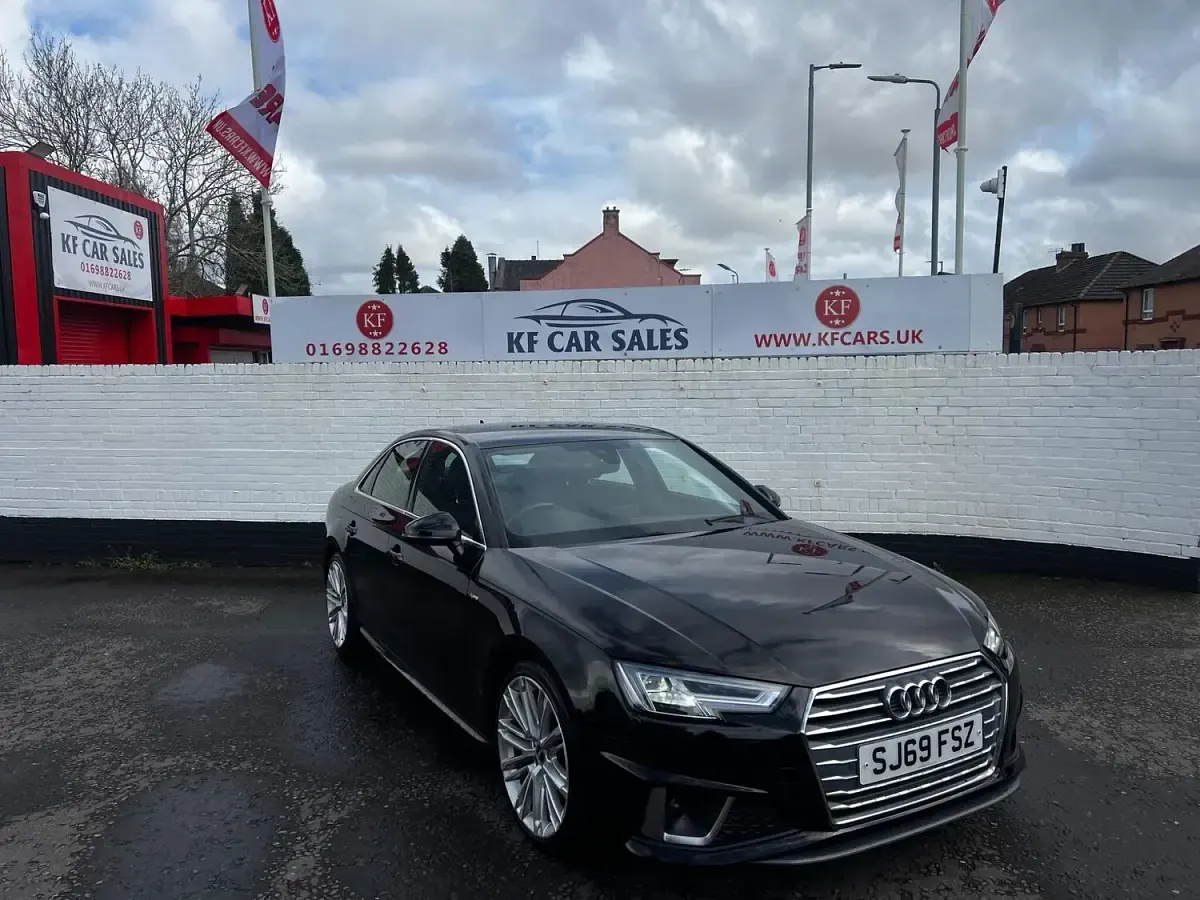 Used Audi A4 S-Line 150 HP (110 kW) 2019 Black Sedan