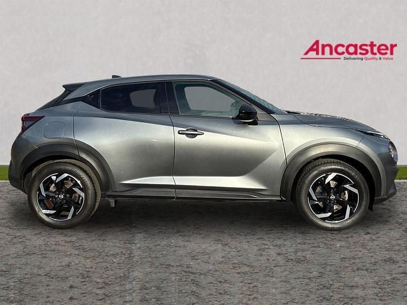 Used Nissan Juke N-Connecta 112 HP (82 kW) 2023 Grey SUV