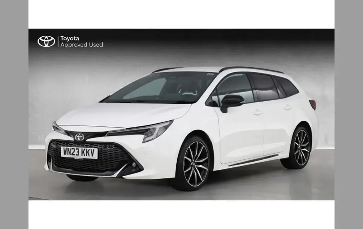 Used Toyota Corolla Sport 192 HP (141 kW) 2023 White Estate