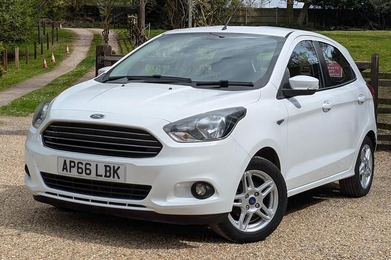 White Used 2017 Ford Ka Plus Zetec Hatchback | £6,499 (Fair price) - Image 1/1