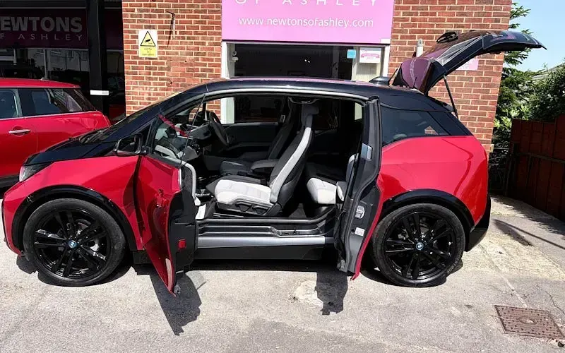 Used BMW i3 Comfort Edition 184 HP (135 kW) 2018 Red Hatchback
