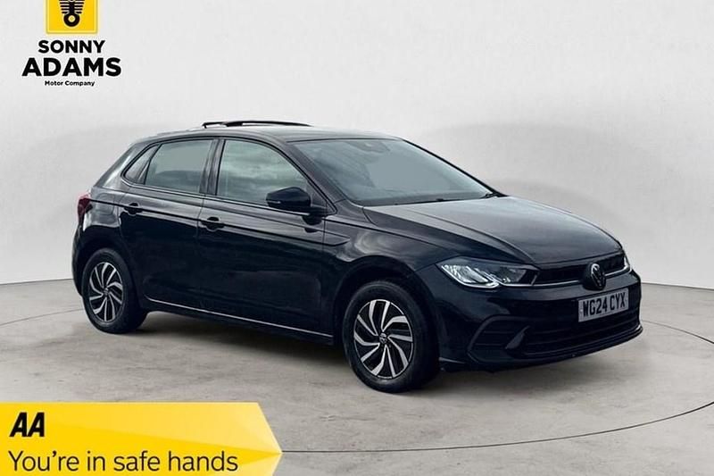 Used VW Polo Life 95 HP (69 kW) 2024 Black Hatchback