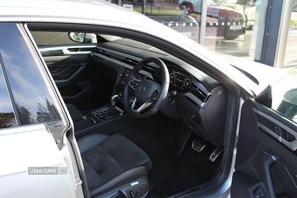 Used VW Arteon R-line 218 HP (160 kW) 2024 Silver Estate