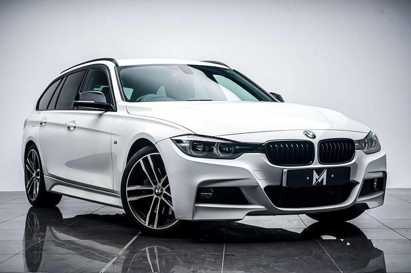 White Used 2019 BMW 320 M Sport Estate | £17,495 (Good price) - Image 1/1