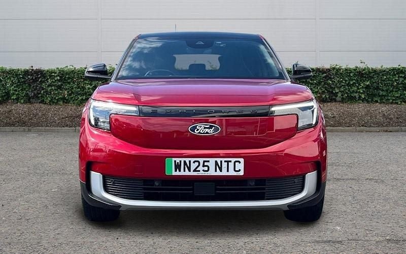 Usado Ford Explorer Premium 250 kW (340 CV) 2025 Rojo SUV