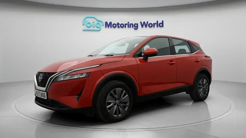 Gebraucht Nissan Qashqai S 140 PS (102 kW) 2022 Rot SUV