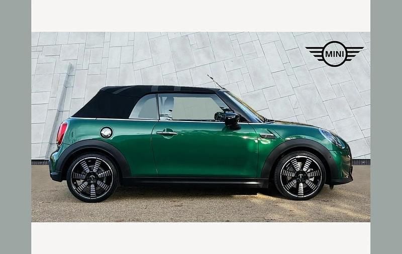 Used Mini Cooper S Cabriolet Exclusive 192 HP (141 kW) 2022 Green Cabriolet