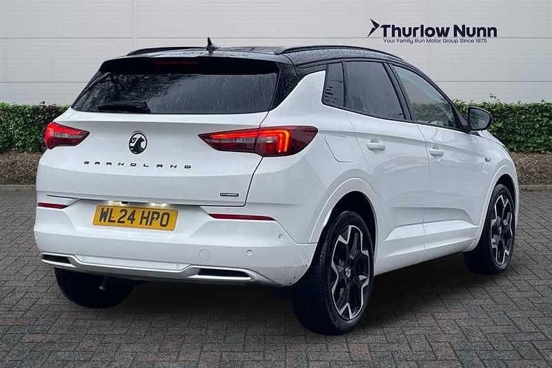 Used Vauxhall Grandland X Ultimate 136 HP (100 kW) 2024 White SUV