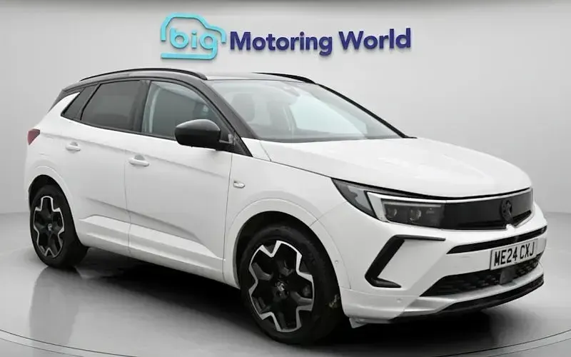 Used Vauxhall Grandland X Ultimate 131 HP (96 kW) 2024 SUV