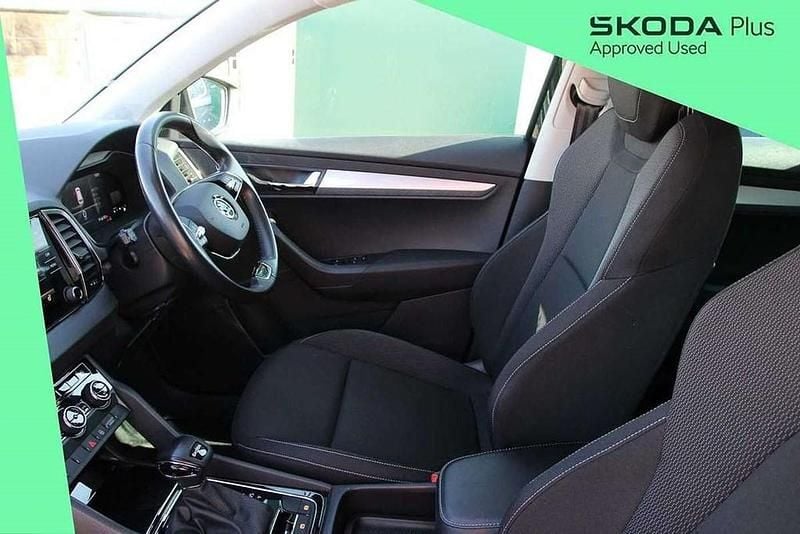 Used Skoda Karoq SE Drive 150 HP (110 kW) 2023 Black magic pearl effect SUV