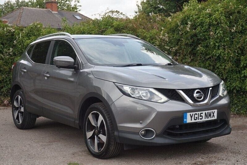 Grey Used 2015 Nissan Qashqai N-TEC SUV | £7,995 (Super price) - Image 1/3