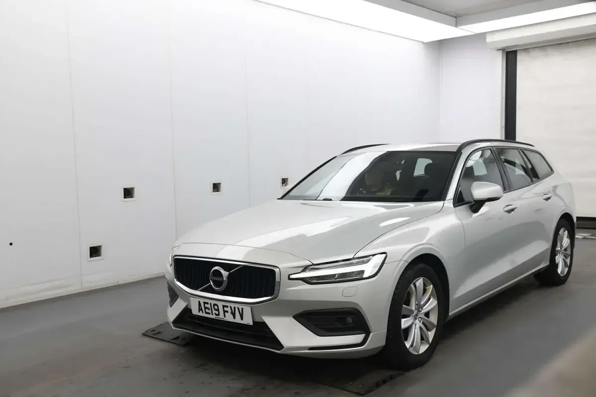 Used Volvo V60 Momentum 2019 Gold Estate