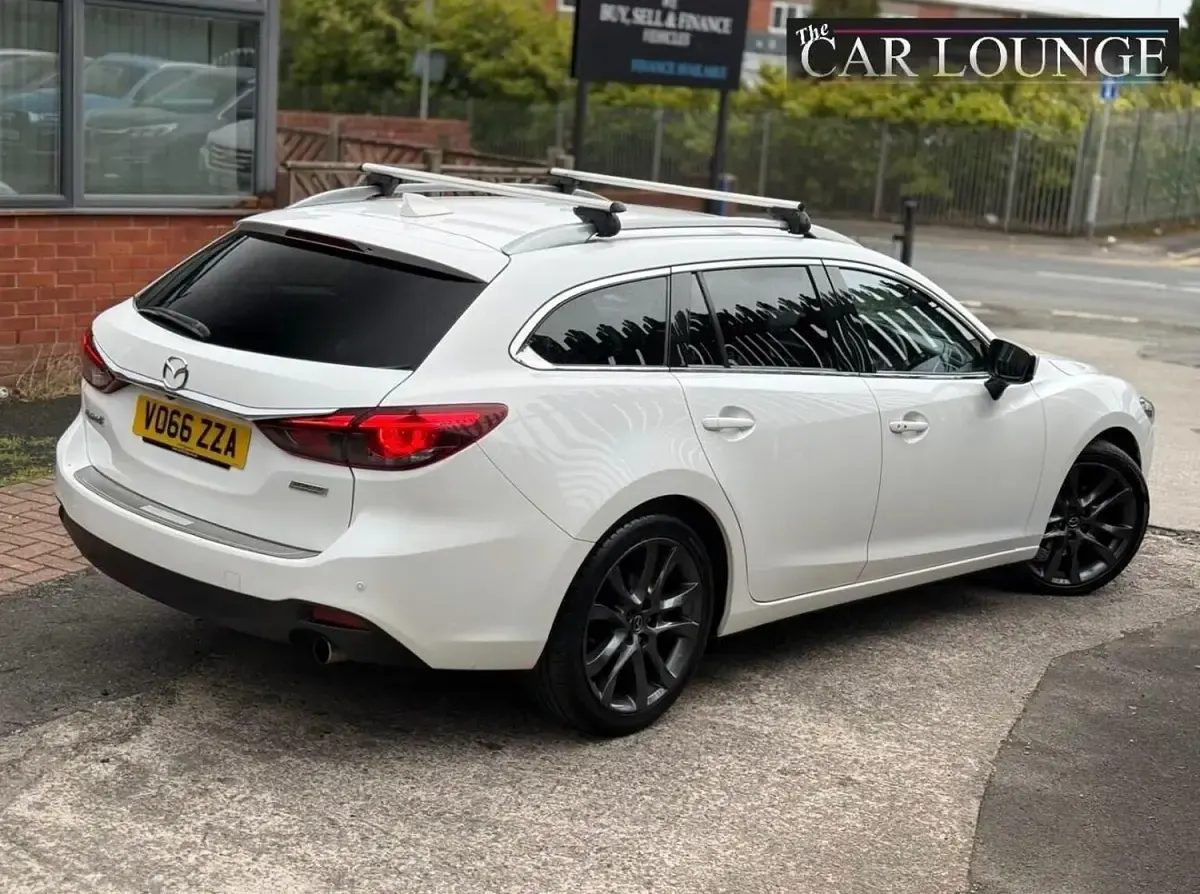 Used Mazda 6 Inclusive 175 HP (128 kW) 2016 White Estate