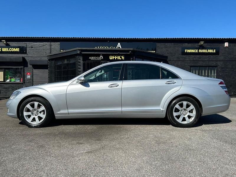 Used Mercedes S320 231 HP (169 kW) 2007 Silver Sedan