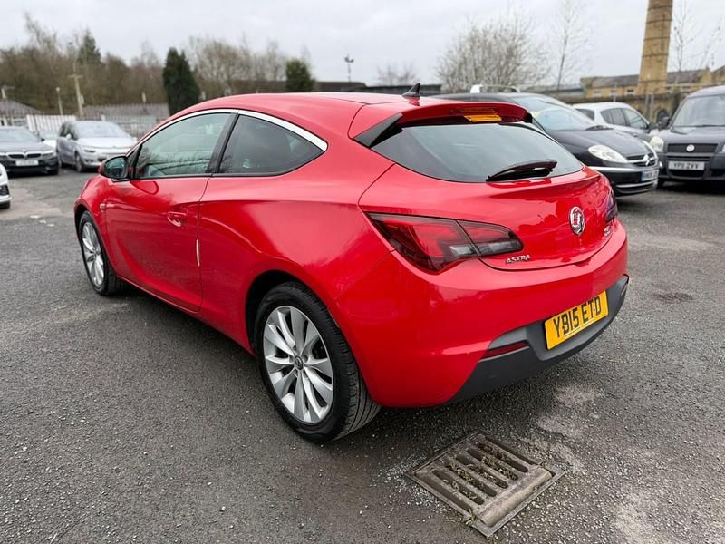 Used Vauxhall Astra GTC SRi 2015 Red Hatchback