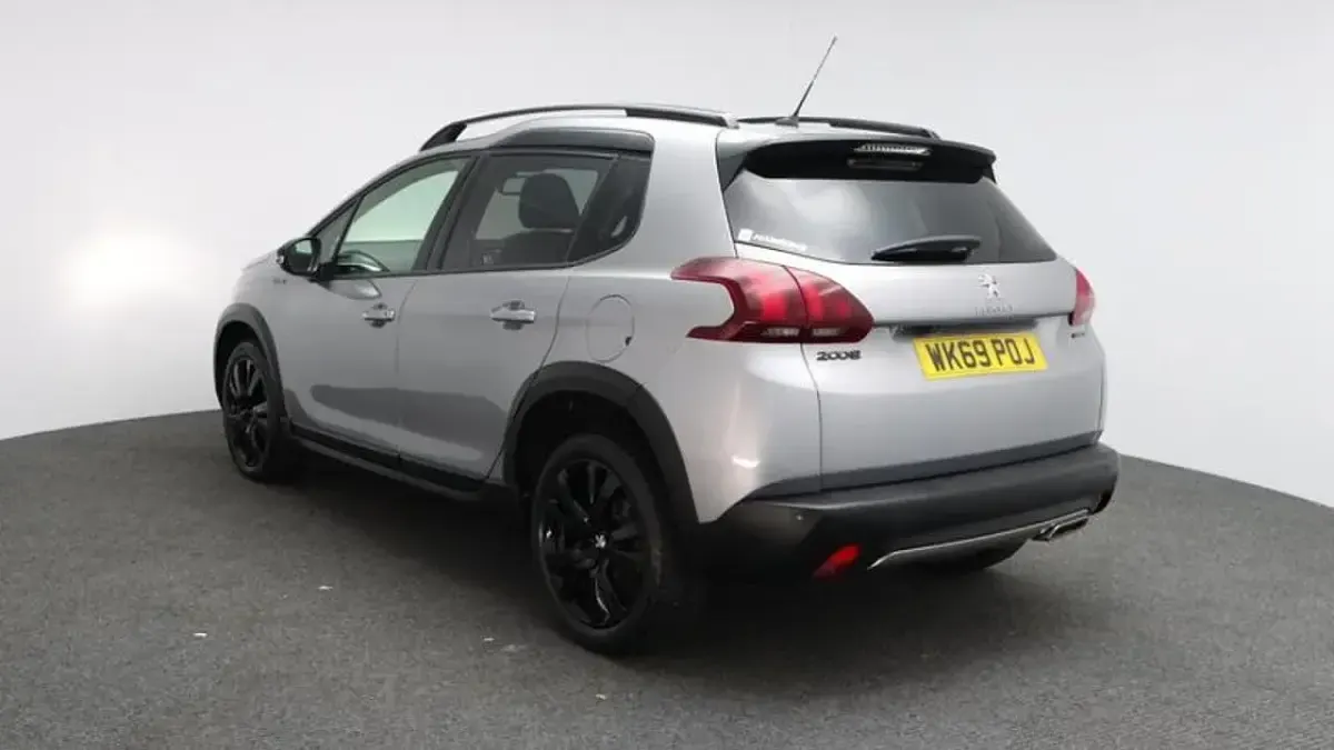 Used Peugeot 2008 GT-line 129 HP (94 kW) 2019 Grey SUV