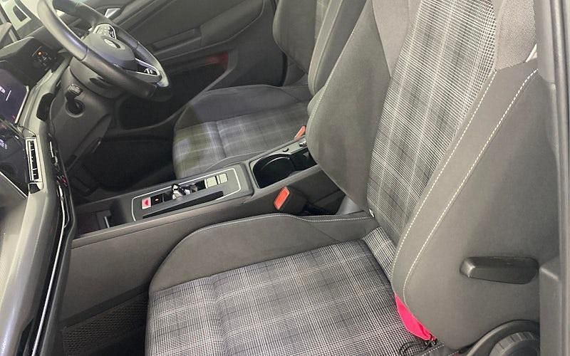 Used VW Golf VIII GTD 200 HP (147 kW) 2023 Hatchback