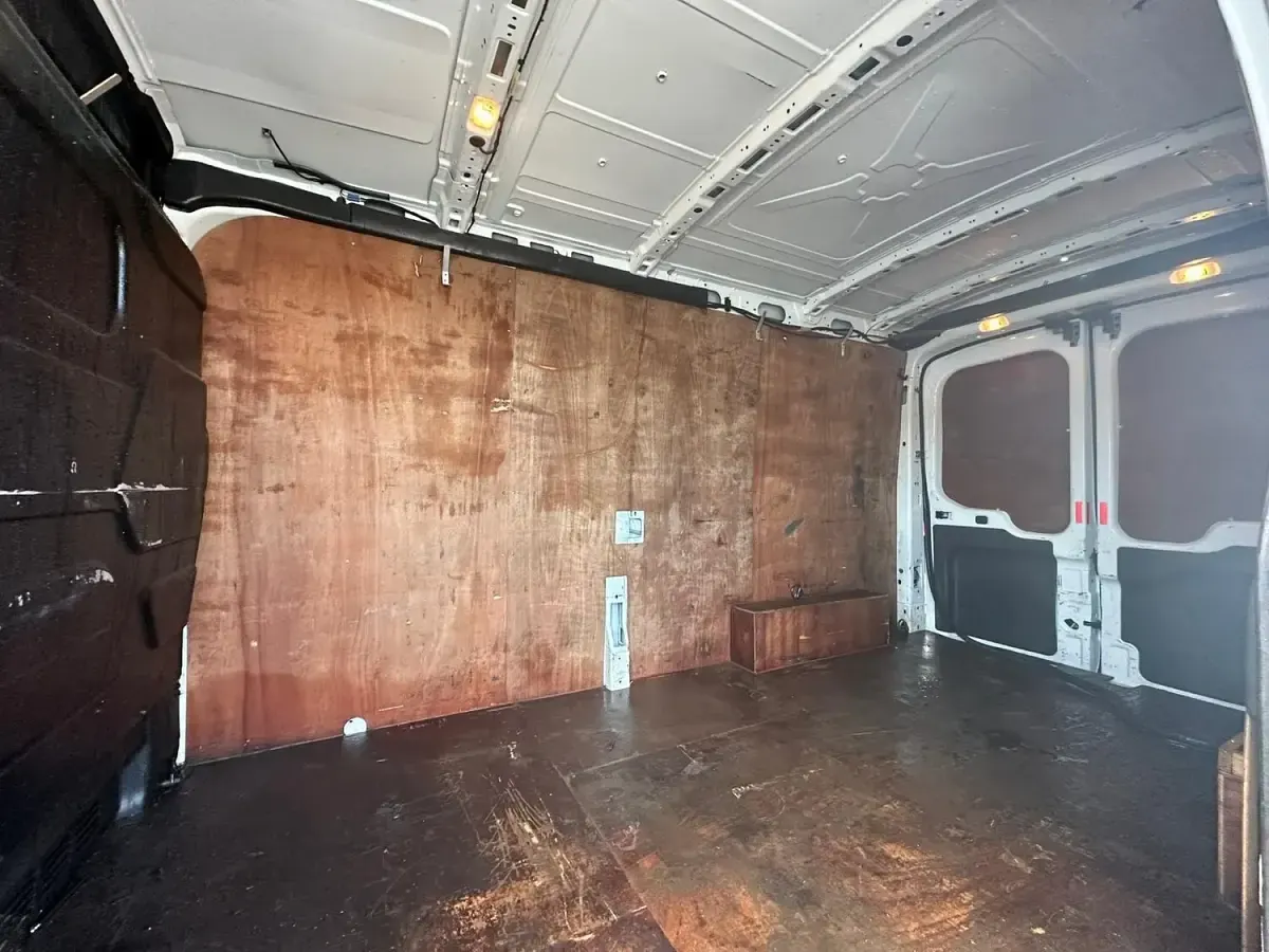 Used Ford Transit 130 HP (95 kW) 2019 White Van
