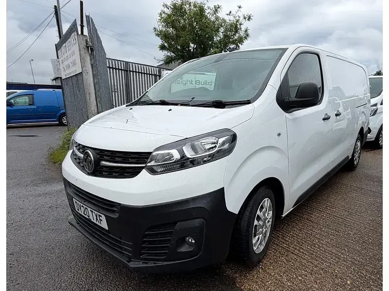 Used Vauxhall Vivaro 100 HP (73 kW) 2020 White MPV