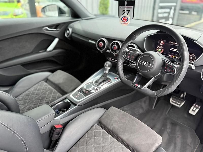 Used Audi TT Black Edition 245 HP (180 kW) 2022 White Coupe